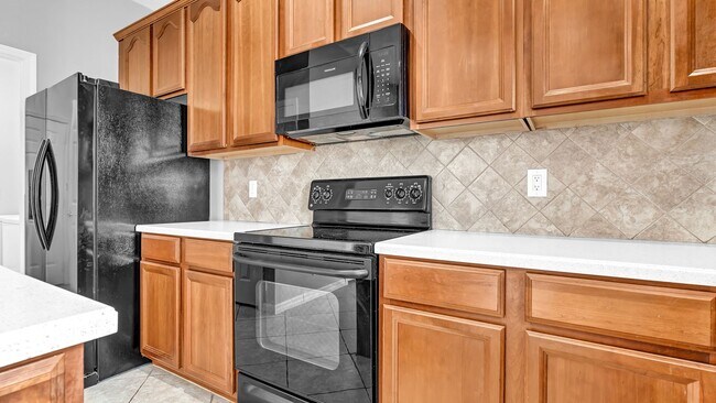 Building Photo - Gorgeous 3br/2.5ba/2 car garage Home in Ve...