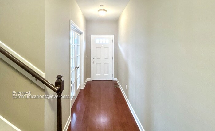 Building Photo - 5057 Falling Water Rd