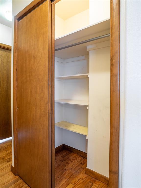 Building Photo - 1702 W Cypress St