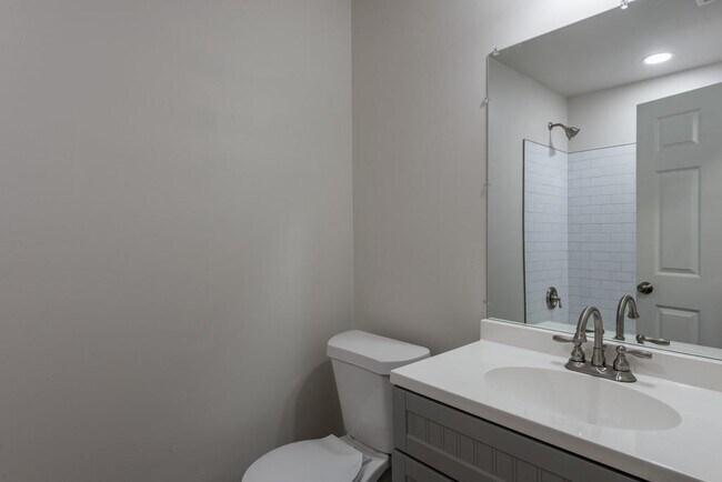 Building Photo - 5461 Brisbane Ct