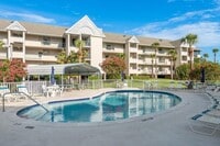 Building Photo - 5557 Sea Forest Dr