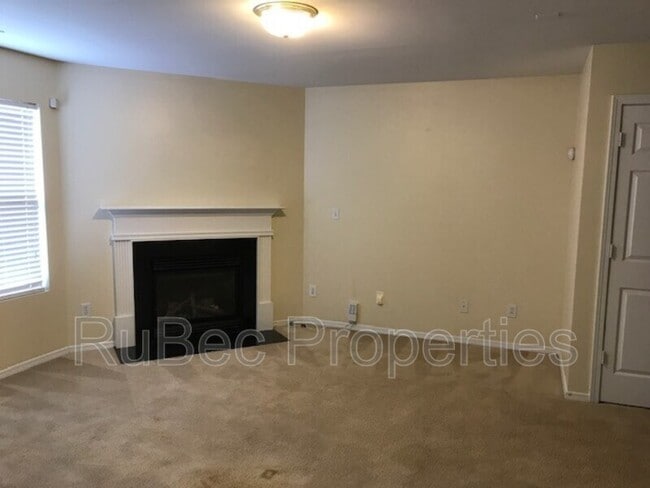 Building Photo - 8607 Westhope St