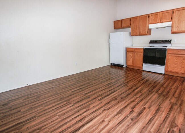 Building Photo - 7430 E Lobo Way