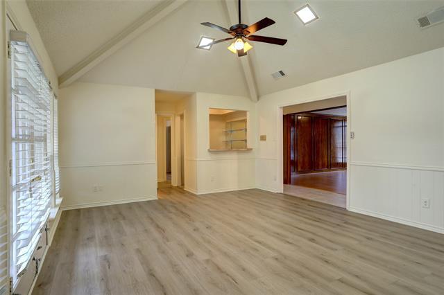Building Photo - 3913 Sandia Dr