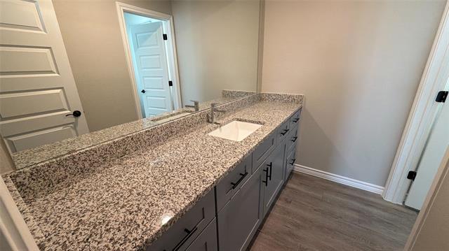 Building Photo - 805 Vine St