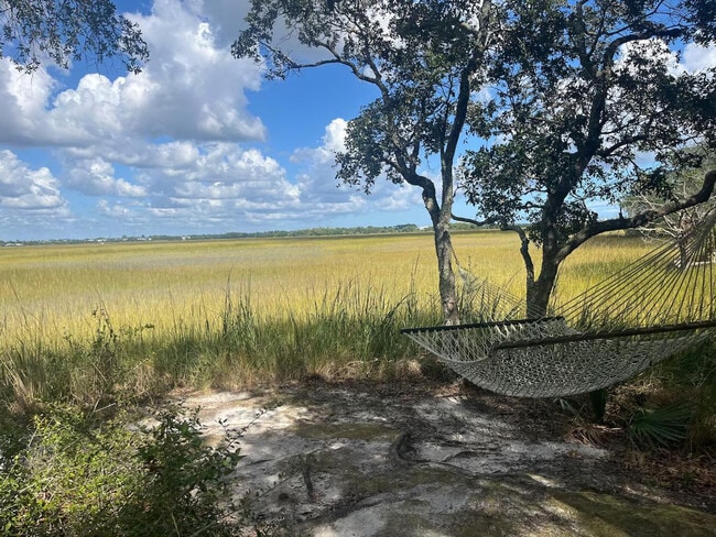 Building Photo - 412 St Charles Ct