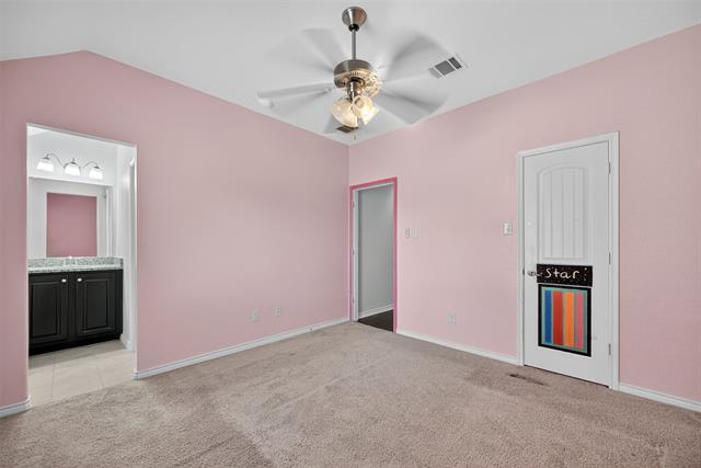 Building Photo - 4701 Bungalow Dr