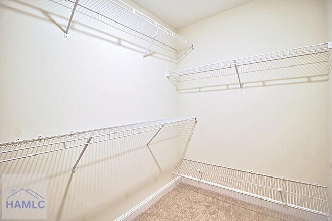Building Photo - 151 Buckingham Dr