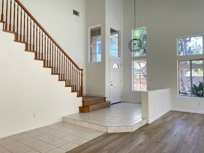Building Photo - 1780 Blackbird Cir