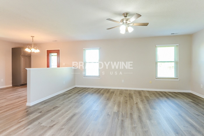 Building Photo - 118 Broadmoor Bend