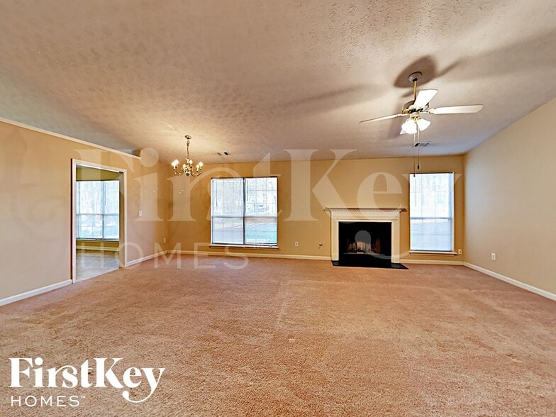 Building Photo - 85 Harvard Dr