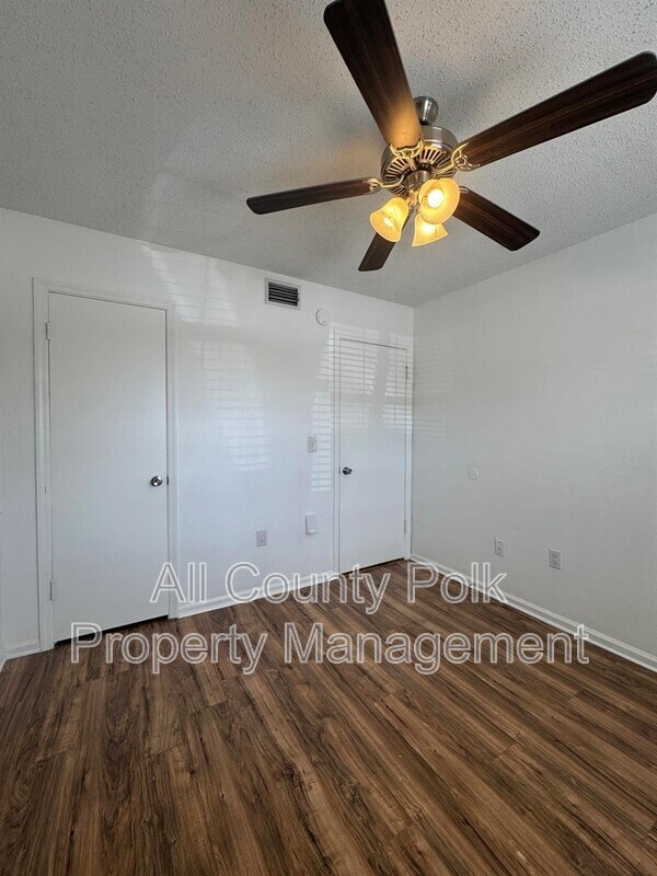 Building Photo - 1920 E Edgewood Dr