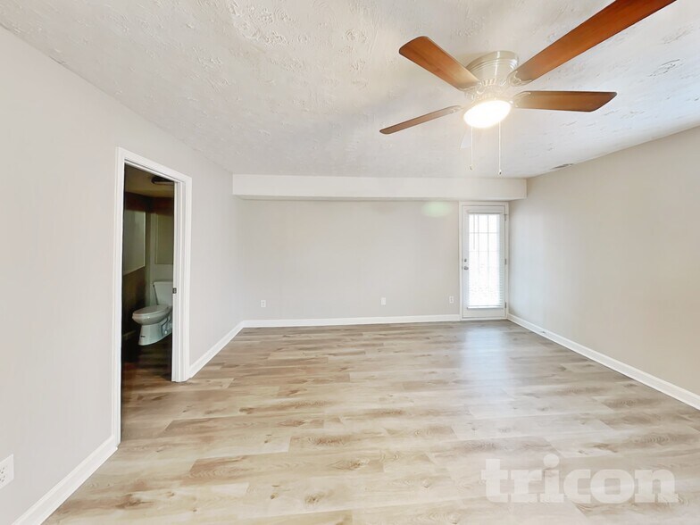 Building Photo - 2818 Appaloosa Run