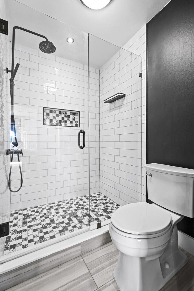Building Photo - 13400 Bedford Mews Ct