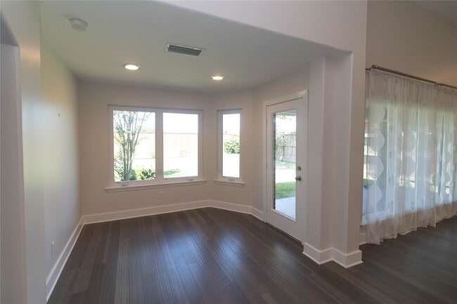 Building Photo - 1318 Ragsdale Ln