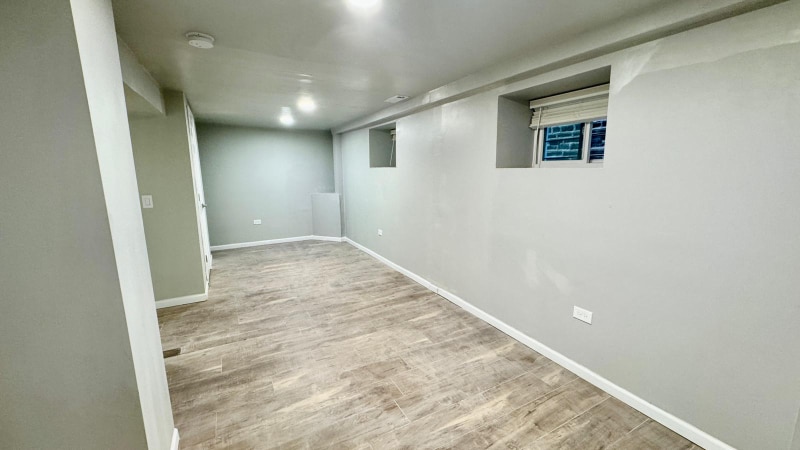 Building Photo - 1254 N Bosworth Ave