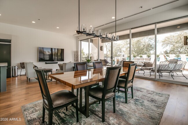 Building Photo - 4201 N Marshall Way