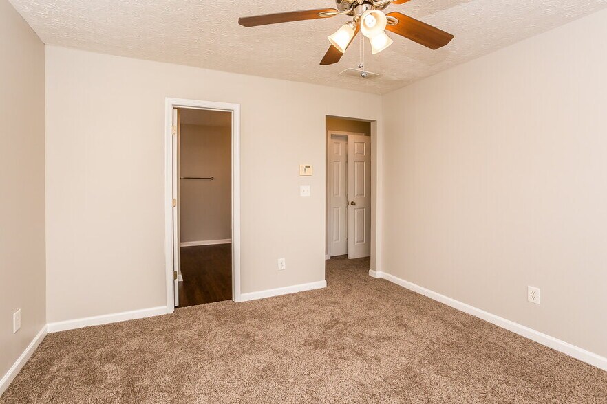 Building Photo - 4085 Mission Way