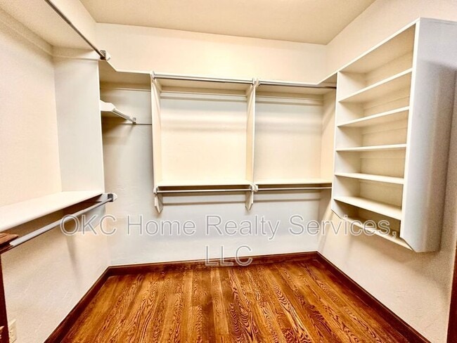 Building Photo - 1216 NW 190th Pl