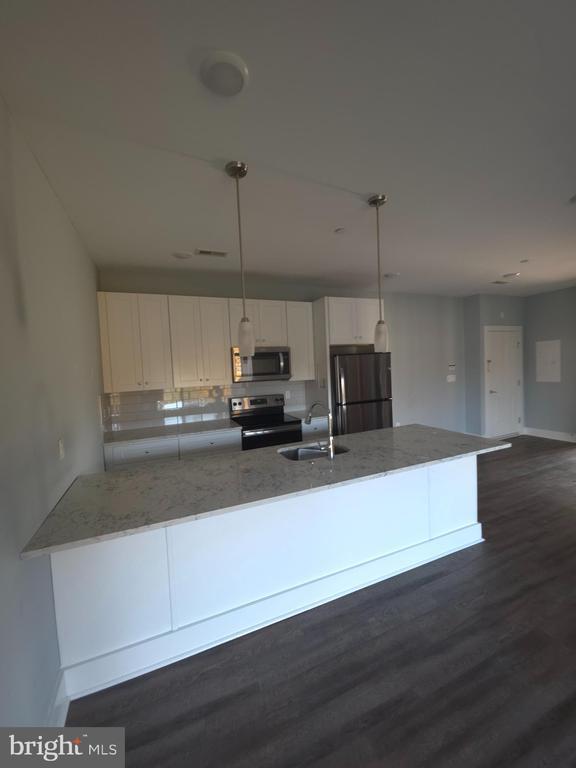 Building Photo - 6610 Germantown Ave