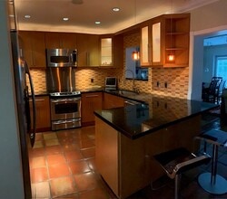 Building Photo - 10841 SW 67th Dr