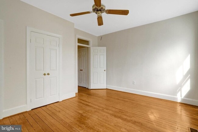 Building Photo - 225 S Payne St