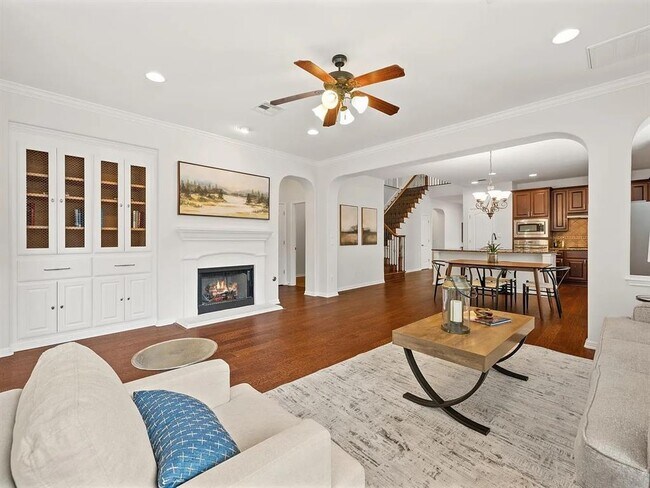 Building Photo - 703 S Frontier Ln