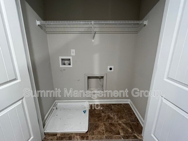 Building Photo - 130 Skipjack Ct