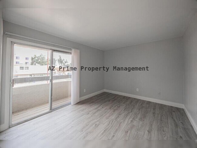 Building Photo - 2674 N 43rd Ave