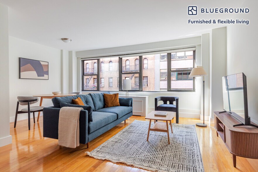 Primary Photo - 141 E 33rd St