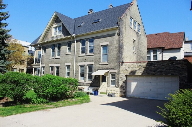 Building Photo - 1506 N Jackson St