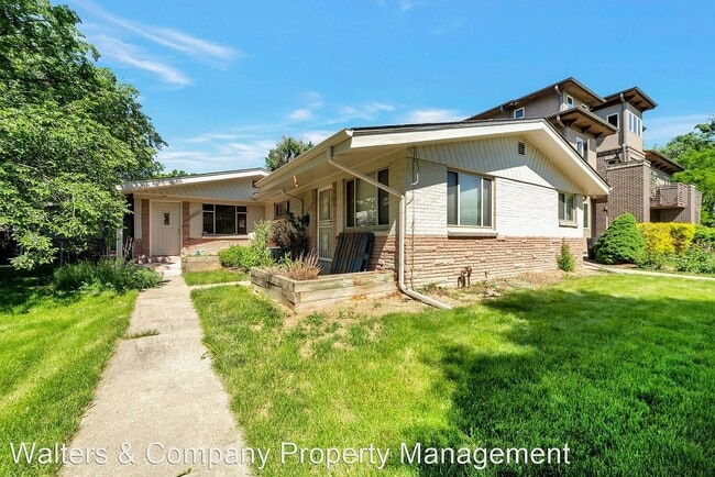 Building Photo - 2043 Meade St