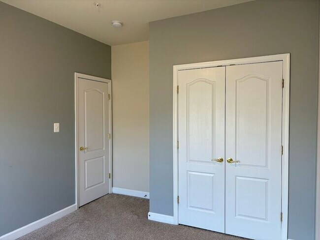 Building Photo - 8302 Gibbs Way