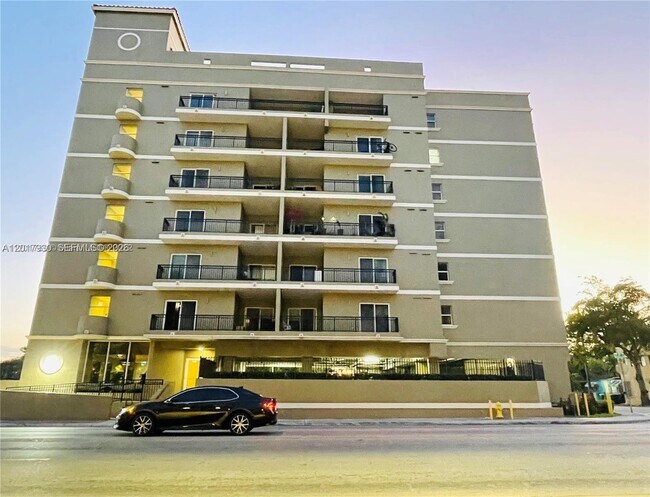 Building Photo - 120 Douglas Rd