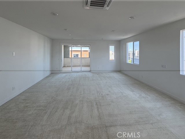 Building Photo - 204 Baluster