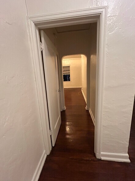 Building Photo - 1523 N McCadden Pl