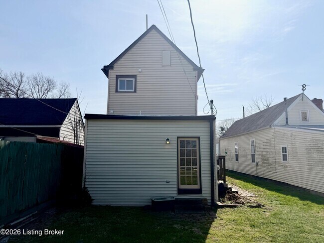 Building Photo - 1409 Chartres St