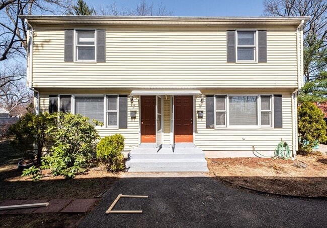 Primary Photo - 54 Price St