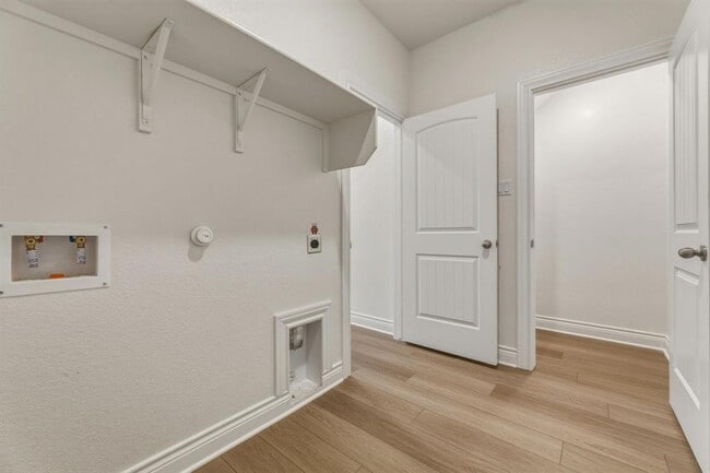 Building Photo - 4641 Alfano Loop