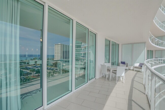 Building Photo - 1 N Ocean Blvd