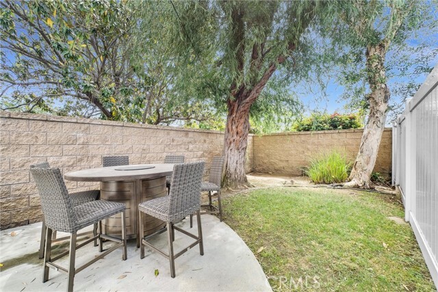 Building Photo - 12363 Loraine Ave