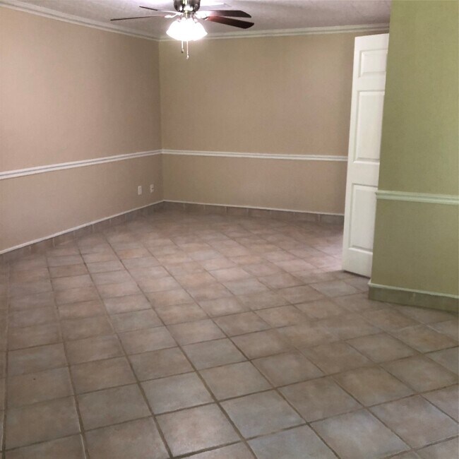Building Photo - 13426 Conklin Ln