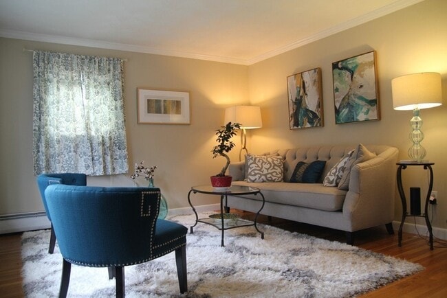 Building Photo - 45 Beresford St