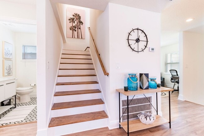 Building Photo - Fully Furnished + Utilities Included Beach...