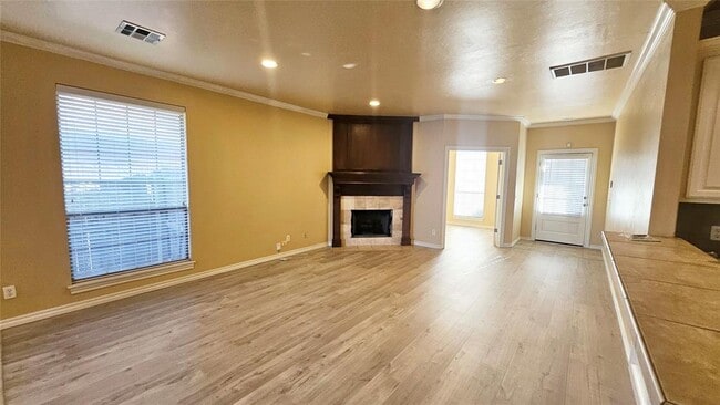 Building Photo - 17205 Cedar Dr