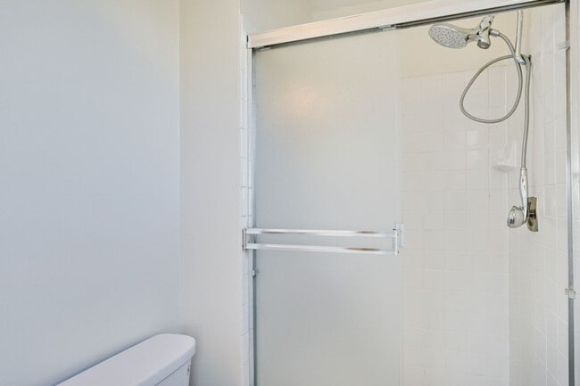 Building Photo - Modernized Fremont Gem: 3BR/2BA with Designer Finishes & Gated Backyard