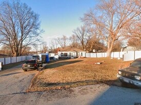 Building Photo - 406 NE 74th St