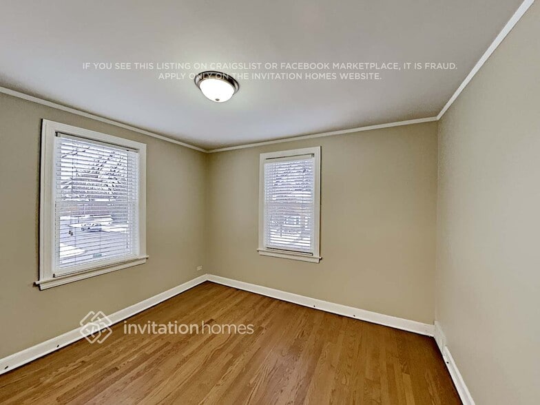 Building Photo - 7900 W Metropole St
