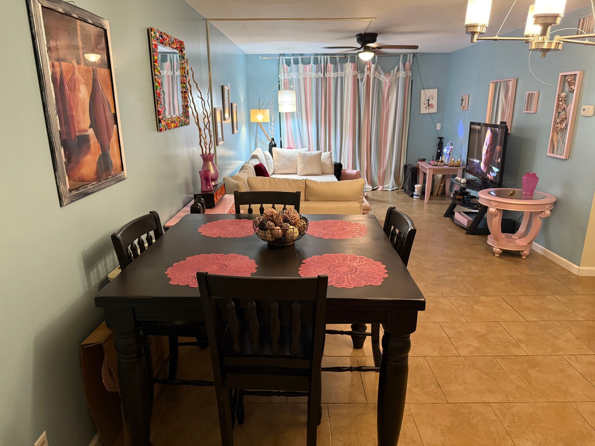 Building Photo - 216 Glenview Blvd