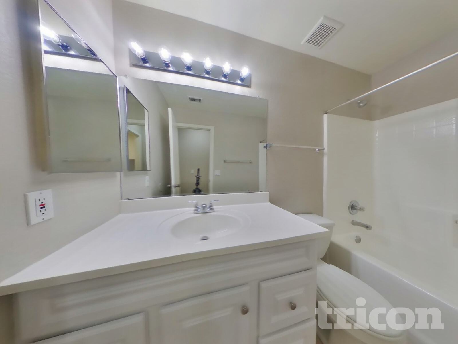 Building Photo - 10853 W Sands Dr